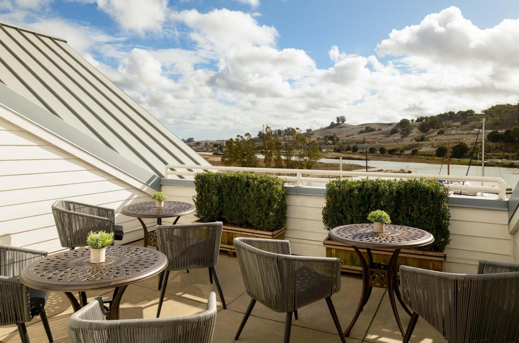 Sheraton Sonoma Wine Country Petaluma Exterior photo