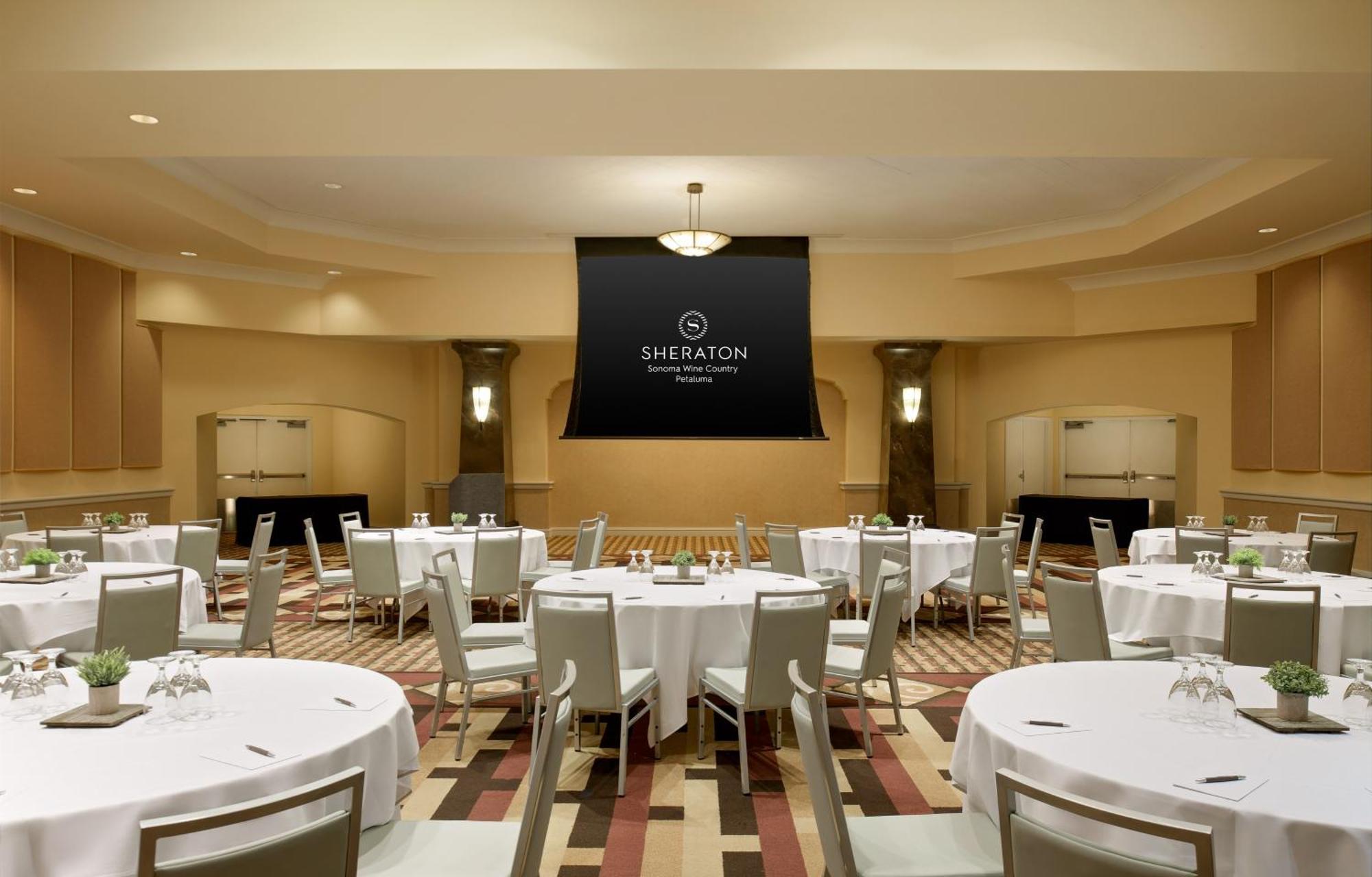 Sheraton Sonoma Wine Country Petaluma Exterior photo