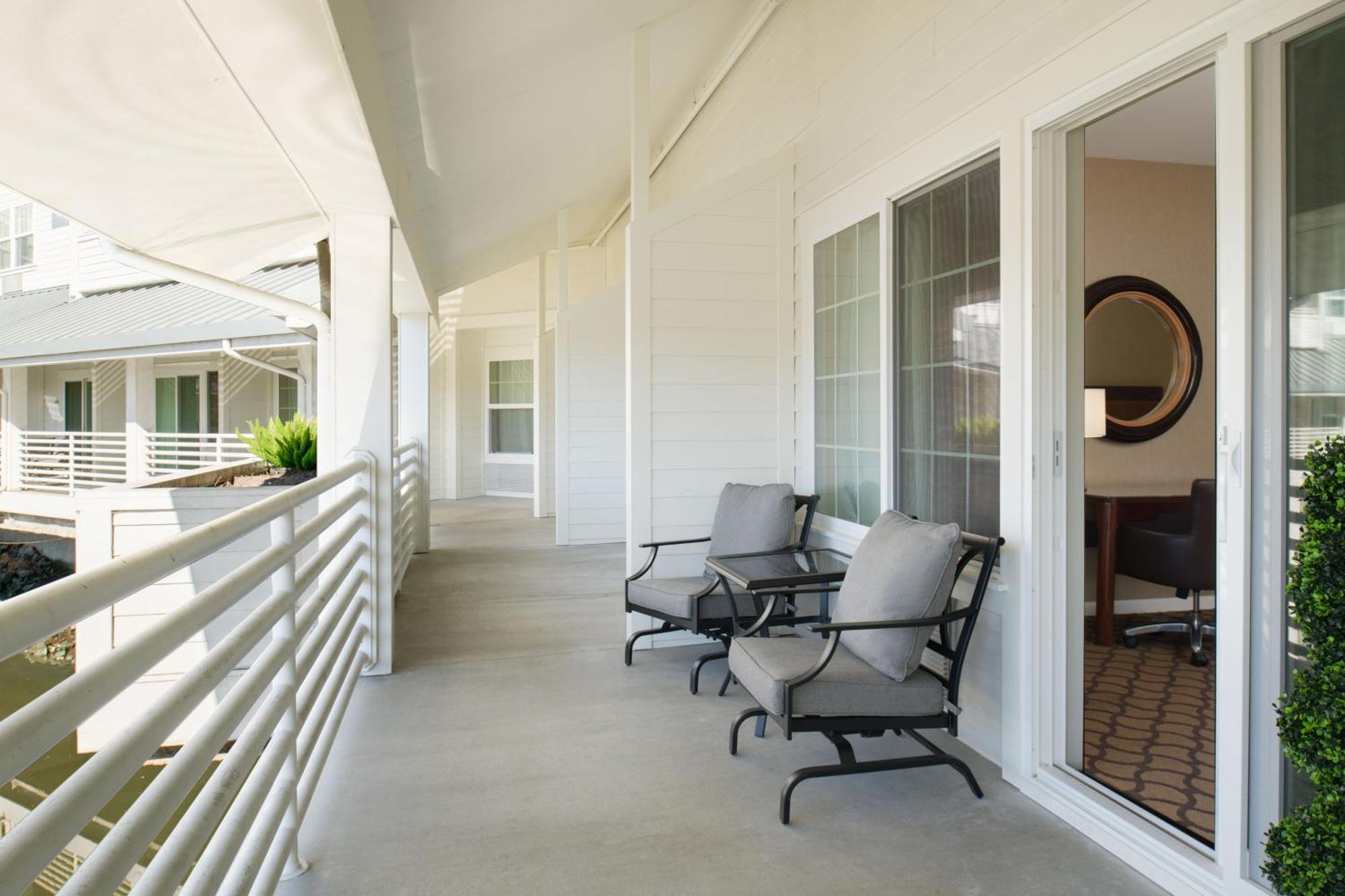 Sheraton Sonoma Wine Country Petaluma Exterior photo