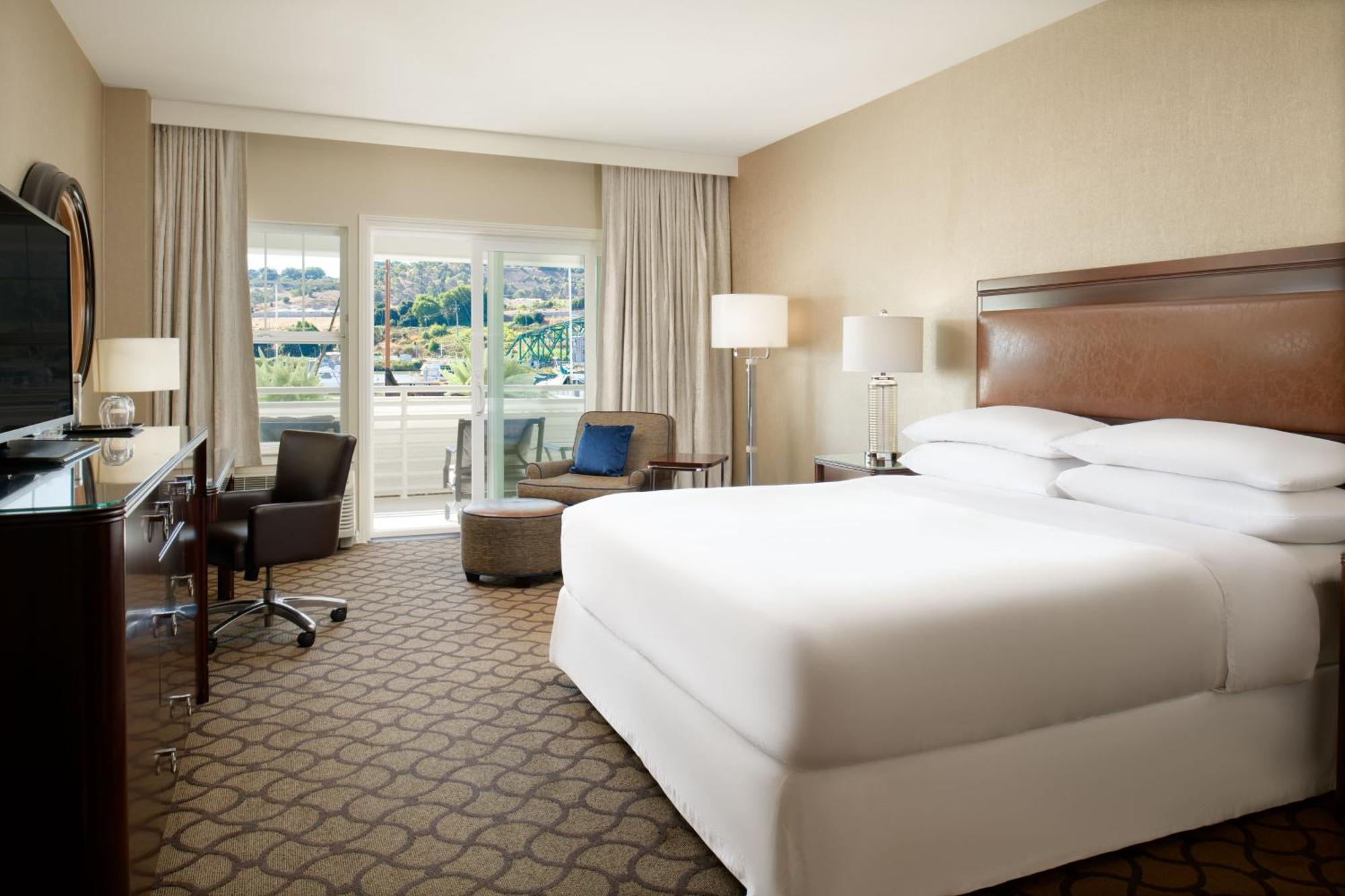 Sheraton Sonoma Wine Country Petaluma Exterior photo